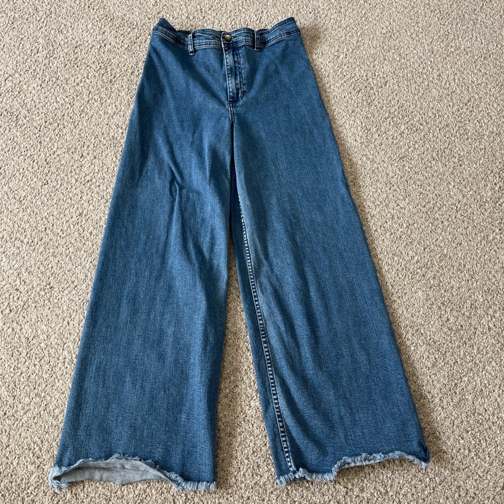 Billabong Women's Jeans Wide Leg Distressed Hem Denim Casual 28 Blue